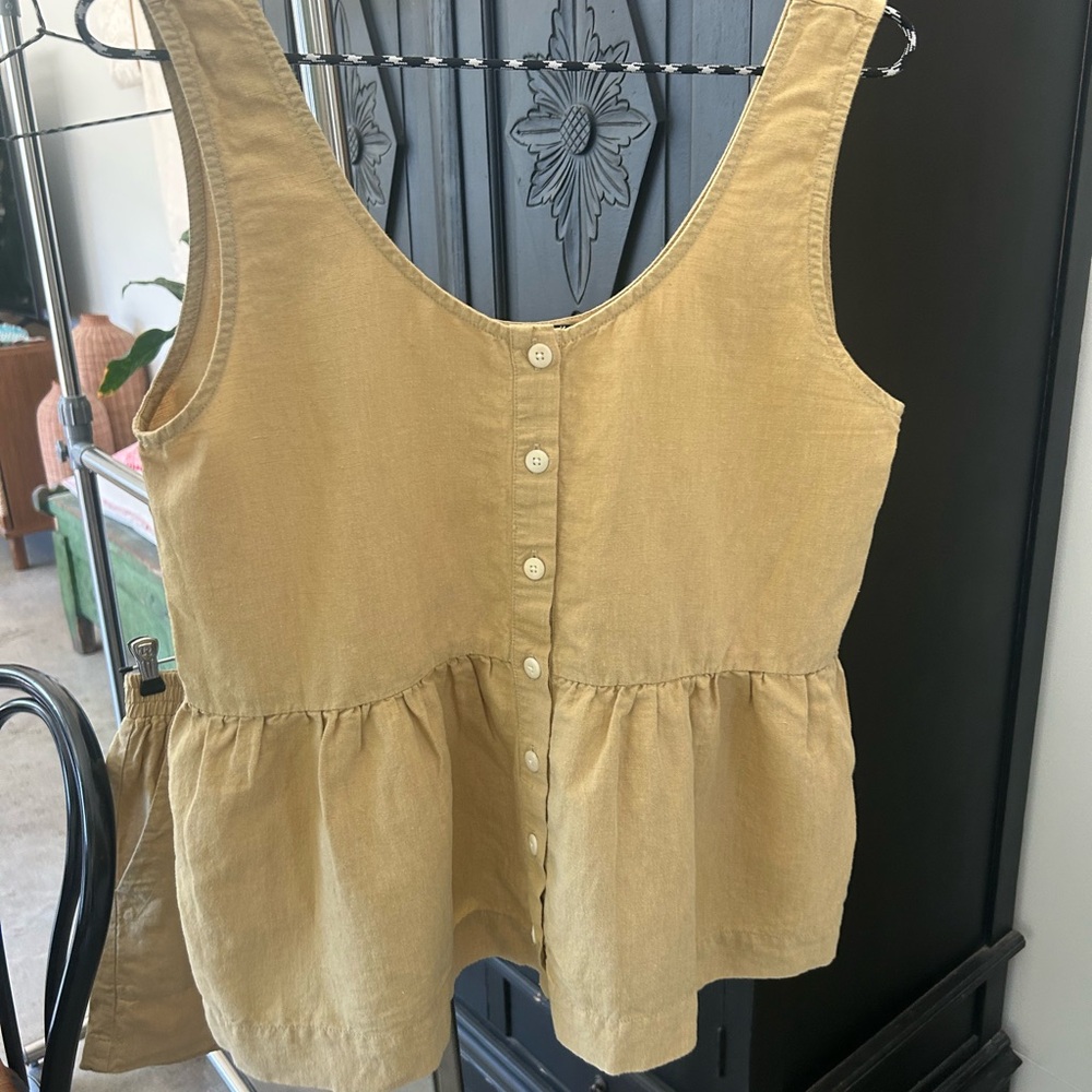 Ilana Kohn Size S Beige Tan Linen Peplum Tank and Shorts Ensemble Set Never Worn - Picture 3 of 7